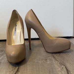 Brian Atwood Nude Maniac Pump
